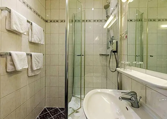 West An Der Bockenheimer Warte 3*