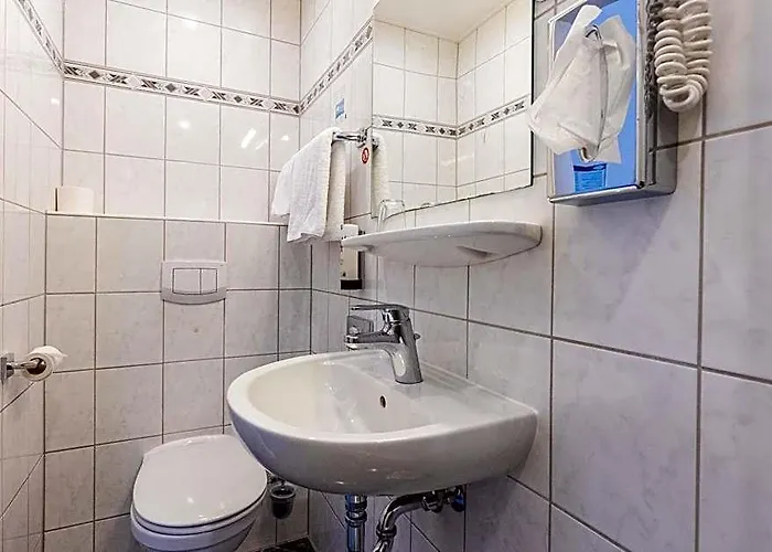 West An Der Bockenheimer Warte Hotel 3*